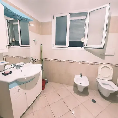 Bardhi For Rent View Villa